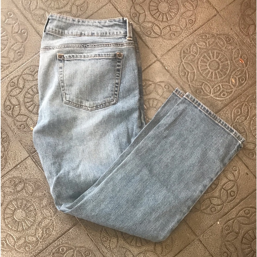Forever 21 Ripped light denim jeans